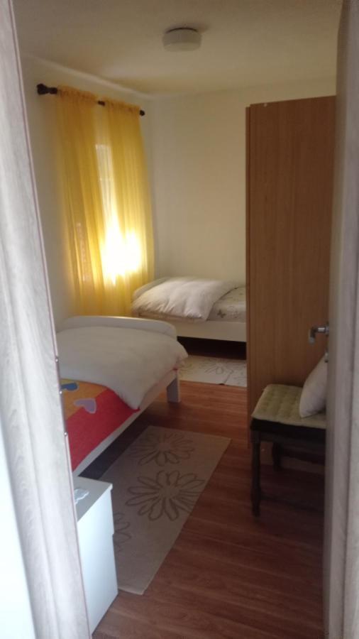 Holiday Home Marija Vrlika Экстерьер фото