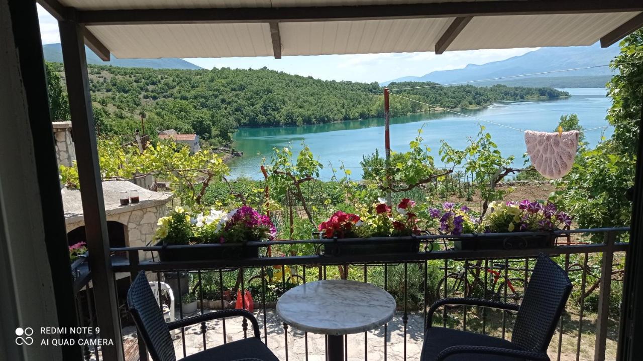 Holiday Home Marija Vrlika Экстерьер фото