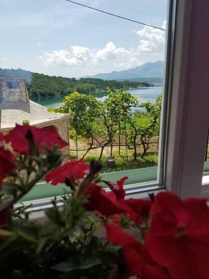 Holiday Home Marija Vrlika Экстерьер фото