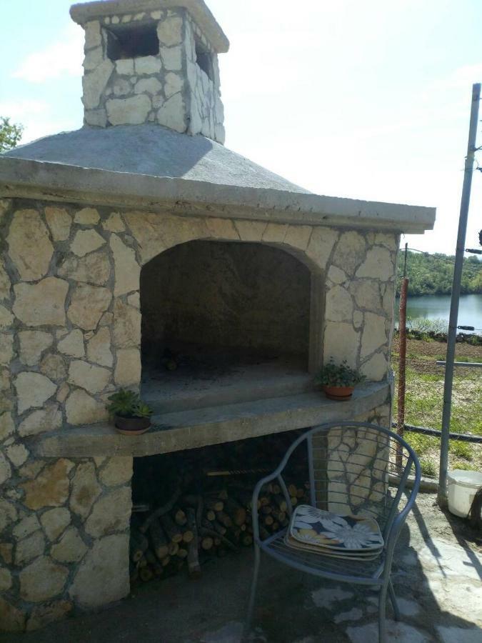 Holiday Home Marija Vrlika Экстерьер фото